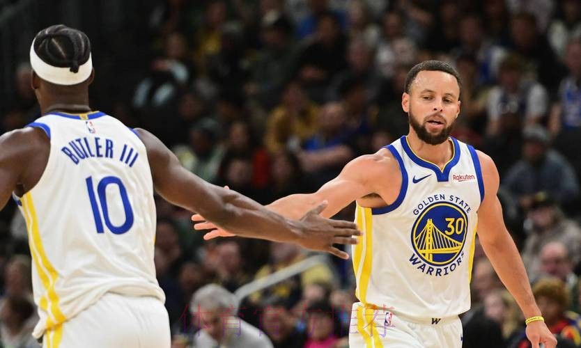 11分逆转!库里31分单节20分主宰,勇士胜爵士,格林被驱逐引争议 11分逆转!库里31分单节20分主宰,勇士胜爵士,格林被驱逐引争议